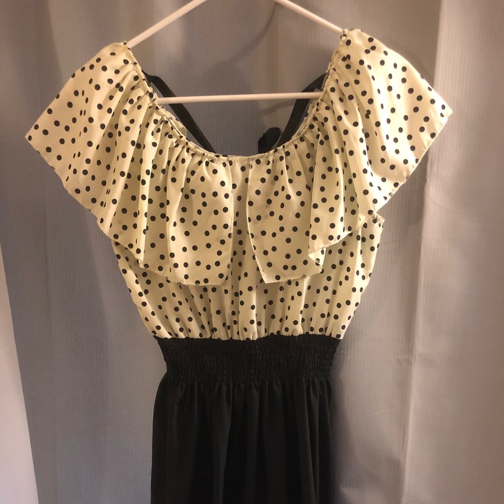 Dress - Picture 3 of 4